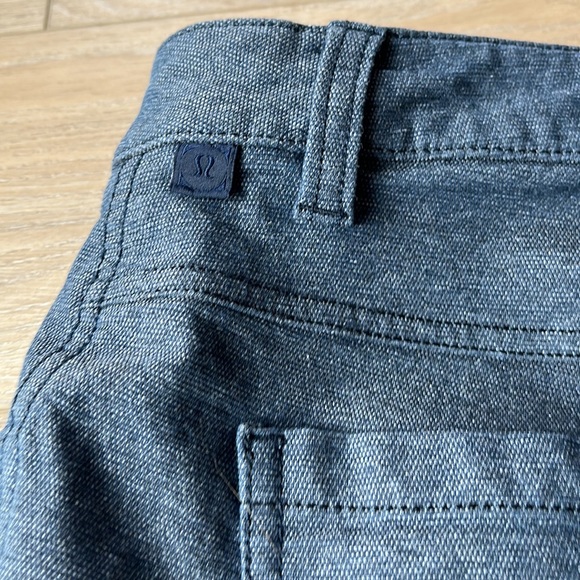 Lululemon Grey Pants Size 32 - Picture 5 of 5